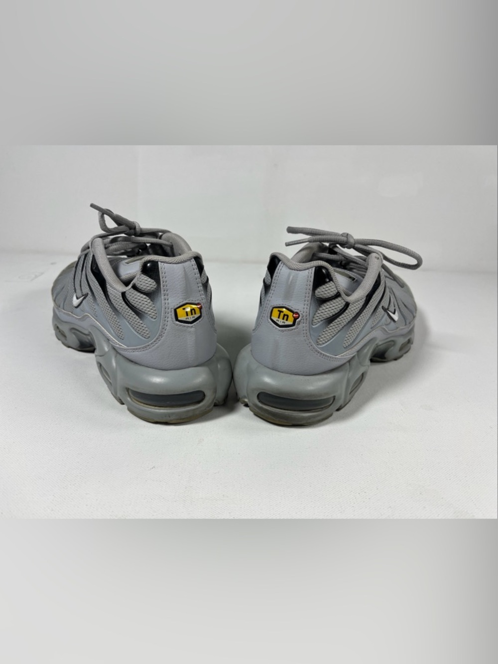 SOLD Nike Air Max Plus Tn Wolf Grey Sneakers Shoes 852630-021 Men’s 10 - Picture 11 of 14